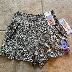 Three Dots Soft Patterned Shorts